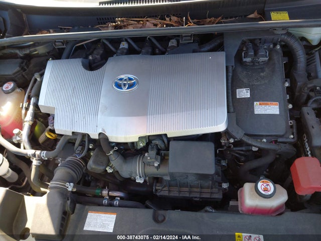 Toyota Prius Three 2018 JTDKARFU9J3055597 Image 10