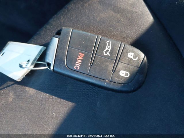 2C3CCAAG9JH308355 Chrysler 300 Touring