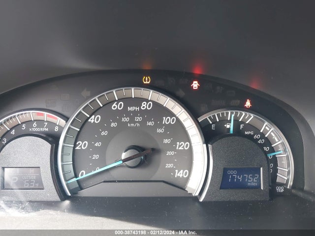 2012 TOYOTA CAMRY SE VIN: 4T1BF1FKXCU180201