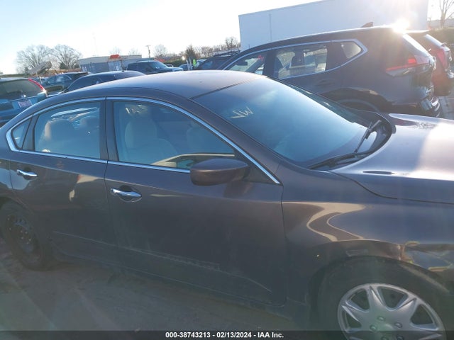 Nissan Altima 2.5 S 2015 1N4AL3AP8FC577073 Image 14
