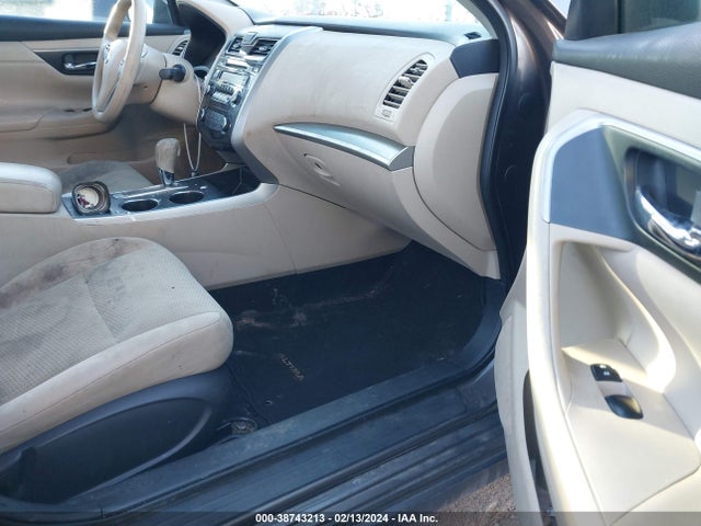 Nissan Altima 2.5 S 2015 1N4AL3AP8FC577073 Image 5