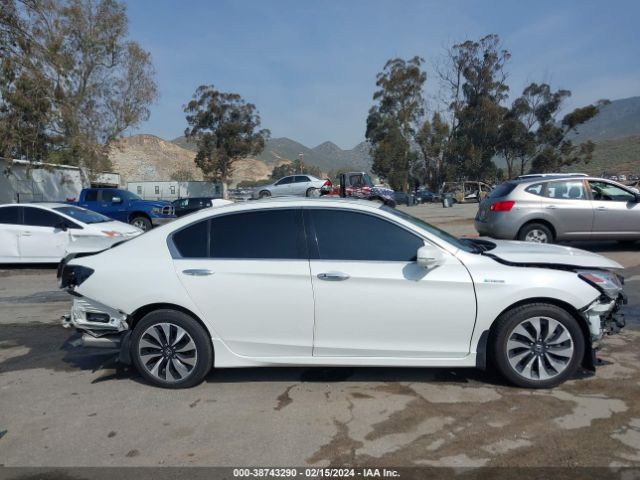 JHMCR6F7XHC030299 Honda Accord Hybrid Touring