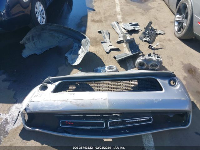 2C3CDZAT9FH747717 Dodge Challenger R/t
