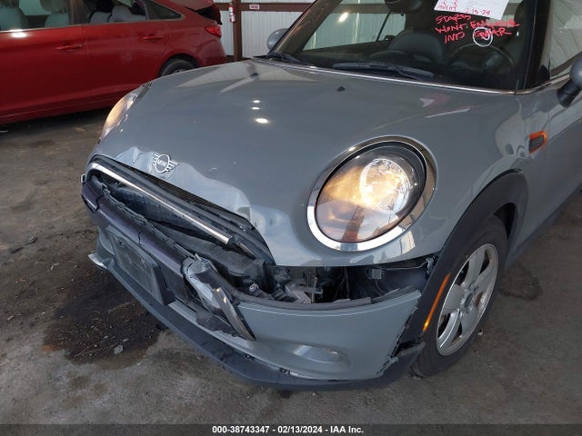 2019 MINI CONVERTIBLE WMWWG5C5XK3F79672 Photo 5
