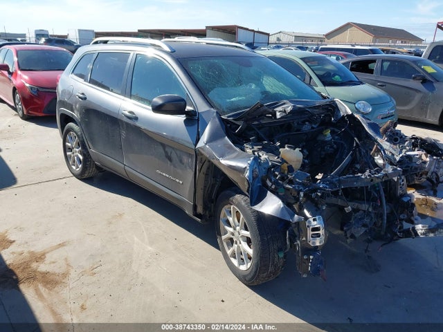 Jeep Cherokee Latitude 2016 1C4PJLCBXGW376786 Image 1