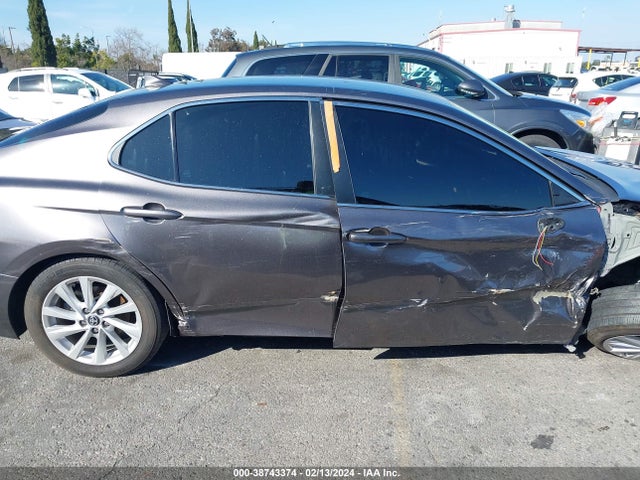 Toyota CAMRY LE 2022 4T1C11AK4NU023745 Image 14