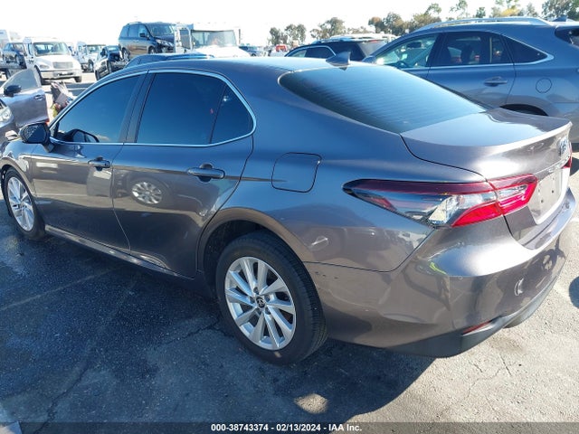 Toyota CAMRY LE 2022 4T1C11AK4NU023745 Image 3