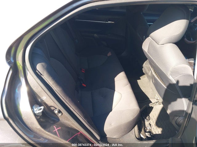 Toyota CAMRY LE 2022 4T1C11AK4NU023745 Image 8