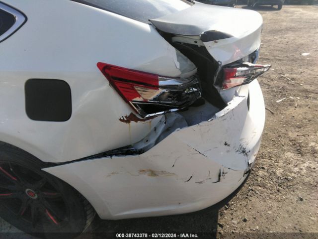 4T1BD1EB3GU052797 Toyota Avalon Hybrid Xle