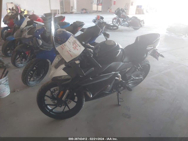 2022 CFHG 300 VIN: LCEPDPL38N6000656