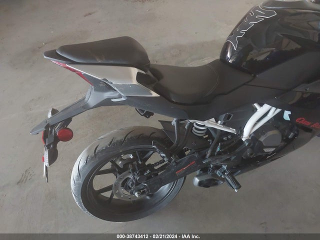 2022 CFHG 300 VIN: LCEPDPL38N6000656