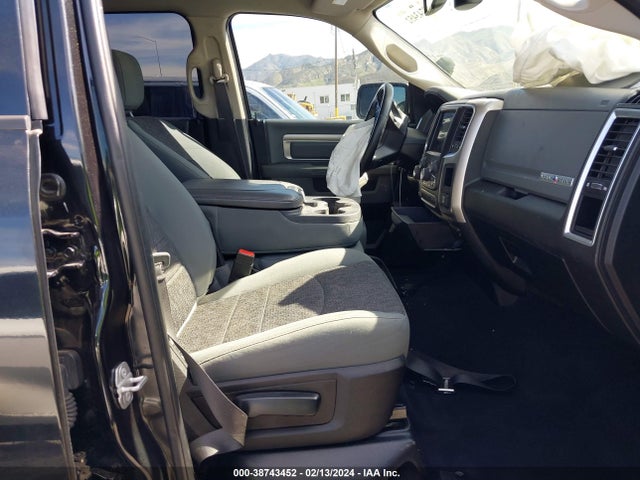 38743452 :رقم المزاد ، 1C6RR6LT6KS573635 vin ، 2019 Ram 1500 Classic Lone Star  4x2 5'7 Box مزاد بيع