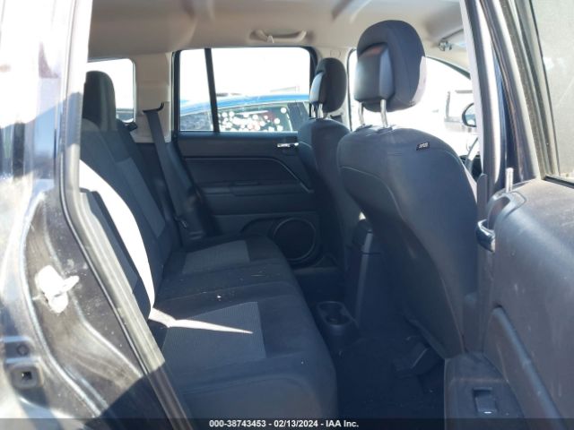 1C4NJCBB2ED647986 Jeep Compass Sport