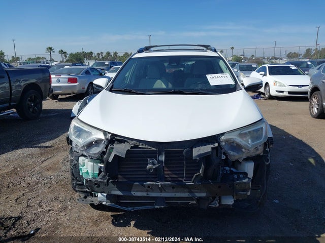 Toyota Rav4 Xle 2017 JTMWFREV3HD100308 Image 13