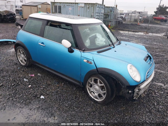 2005 MINI COOPER S WMWRE33495TD93544 Photo 0