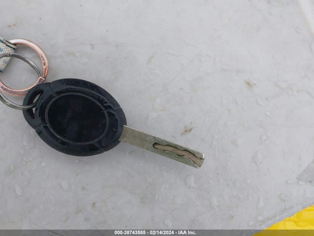 2005 MINI COOPER S WMWRE33495TD93544 Photo 10