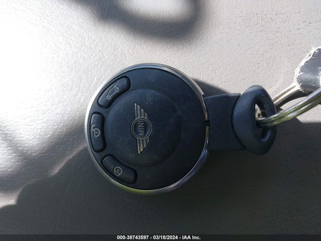 2011 MINI COOPER S COUNTRYMAN WMWZC5C53BWL54949 Photo 10