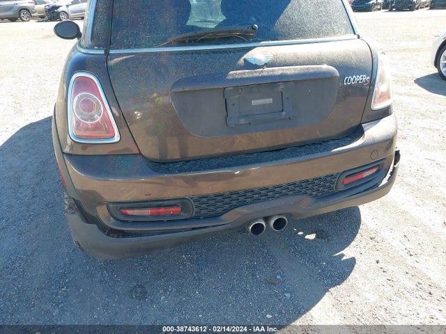2011 MINI COOPER S WMWSV3C56BTY22304 Photo 5