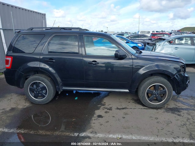 Продажа на аукционе авто 2011 Ford Escape Xlt, vin: 1FMCU9DG0BKB59911, номер лота: 38743658
