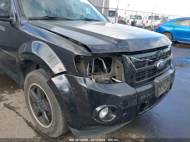 Продажа на аукционе авто 2011 Ford Escape Xlt, vin: 1FMCU9DG0BKB59911, номер лота: 38743658