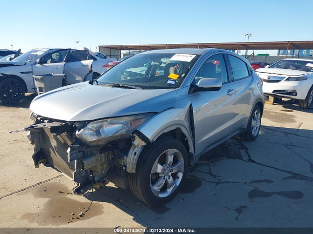 Honda HR-V LX 2016 3CZRU5H30GM708841 Image 2