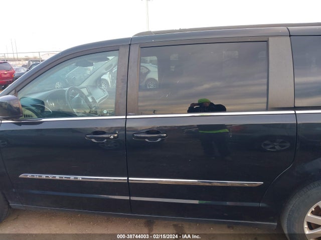 2014 CHRYSLER TOWN & COUNTRY TOURING VIN: 2C4RC1BG9ER237002