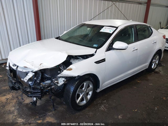 KIA Optima Lx 2015 KNAGM4A70F5600208 Image 2