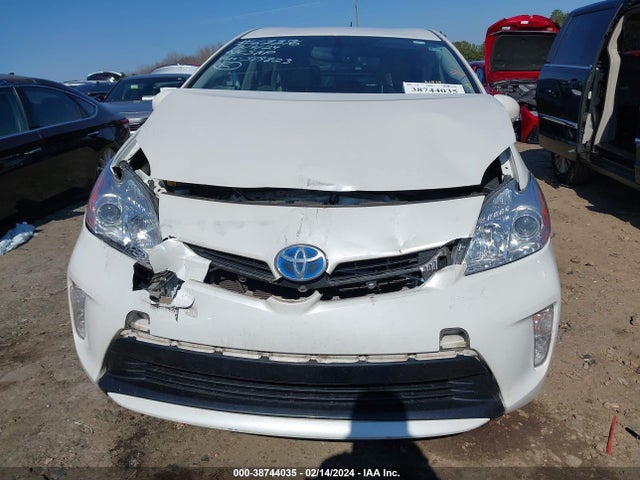 Toyota Prius Four 2014 JTDKN3DU7E0379823 Image 6