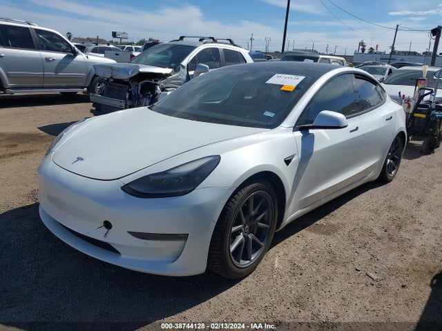 Tesla Model 3 Long Range Dual Motor All-wheel Drive 2021 5YJ3E1EB1MF960918 Image 2