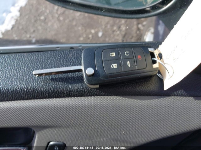 Chevrolet Sonic Lt Auto 2015 1G1JC5SG4F4146141 Image 11