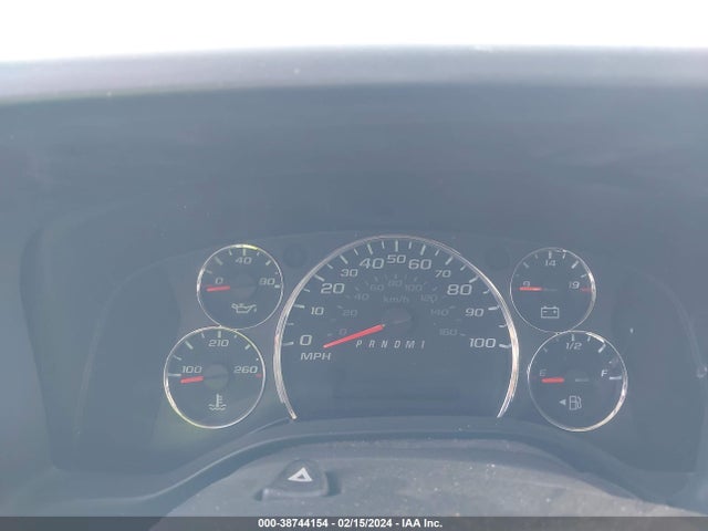 Chevrolet Express 2500 Work Van 2018 1GCWGAFP3J1338908 Image 7