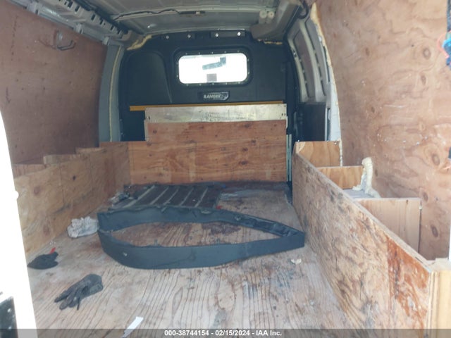 Chevrolet Express 2500 Work Van 2018 1GCWGAFP3J1338908 Image 8