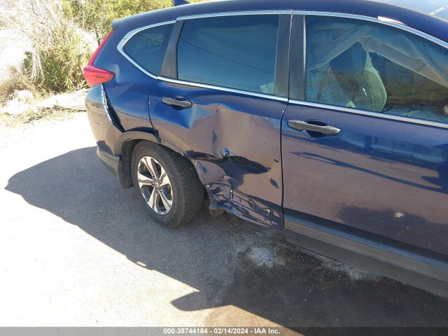 Honda CR-V LX 2017 7FARW5H3XHE009453 Image 6