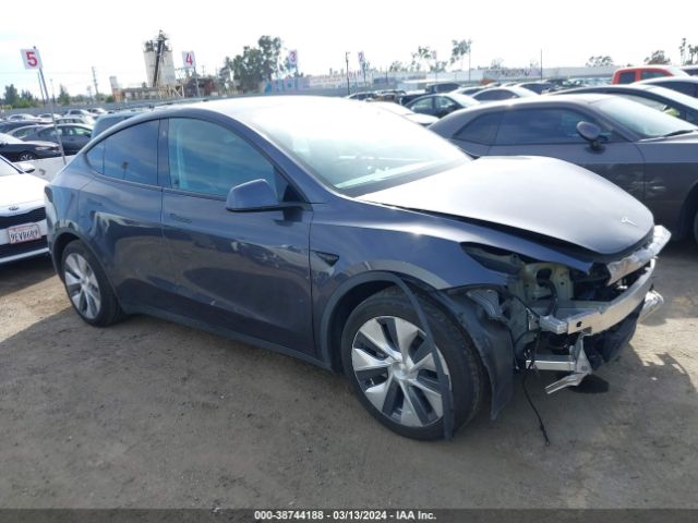 Auction sale of the 2021 Tesla Model Y Long Range Dual Motor All-wheel Drive, vin: 5YJYGAEE6MF270592, lot number: 38744188