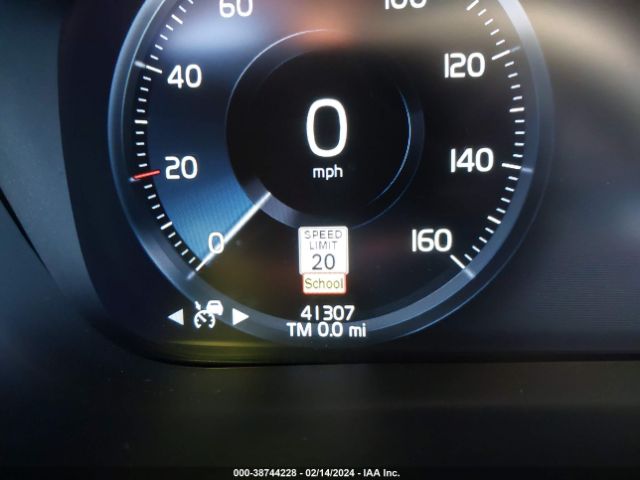 LYVA22RM3KB315946 Volvo Xc60 T6 R-design