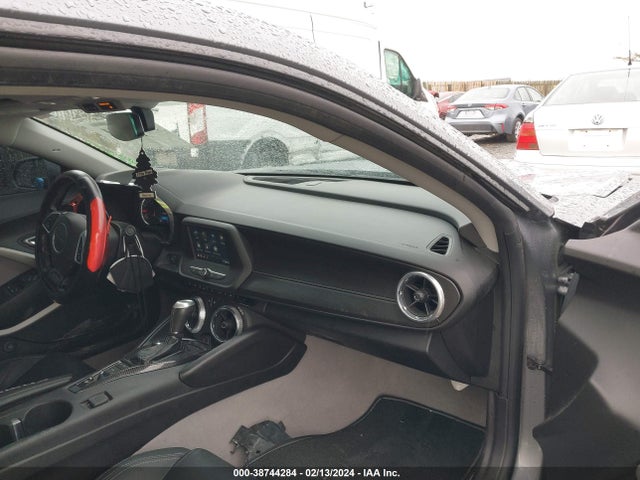 Chevrolet Camaro 1ls 2019 1G1FB1RX5K0137148 Image 5