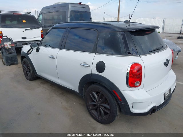 2012 MINI COOPER S COUNTRYMAN WMWZC3C56CWL81679 Photo 2