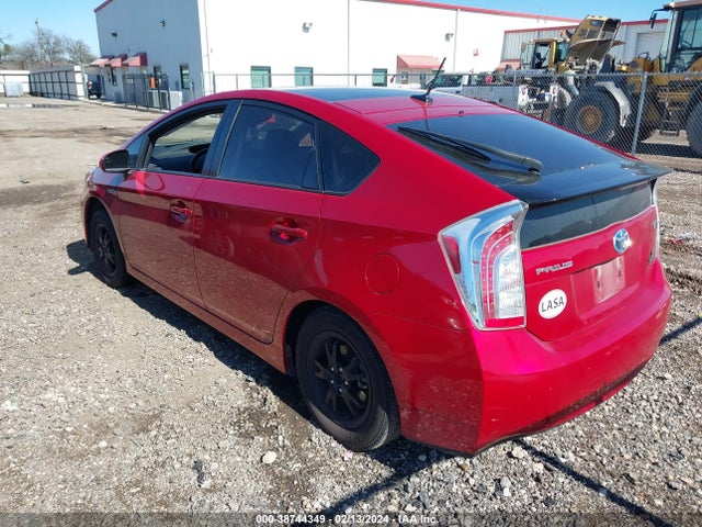 Toyota Prius Four 2014 JTDKN3DU0E1735622 Image 3