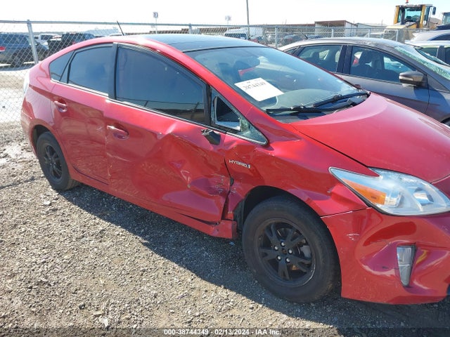 Toyota Prius Four 2014 JTDKN3DU0E1735622 Image 6