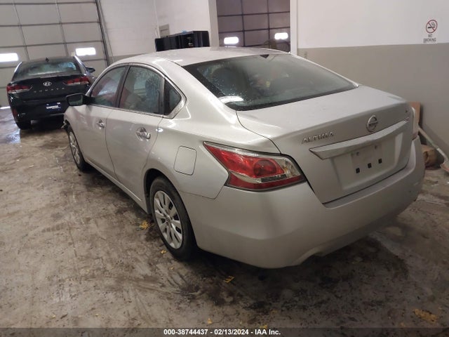 2015 NISSAN ALTIMA 2.5 S VIN: 1N4AL3AP7FC142321