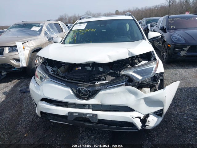 Toyota Rav4 Xle 2018 JTMRFREV7JJ228555 Image 12