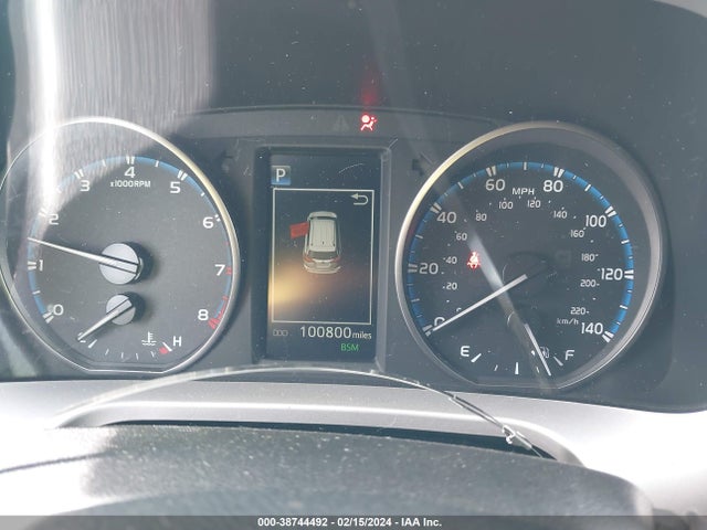Toyota Rav4 Xle 2018 JTMRFREV7JJ228555 Image 7
