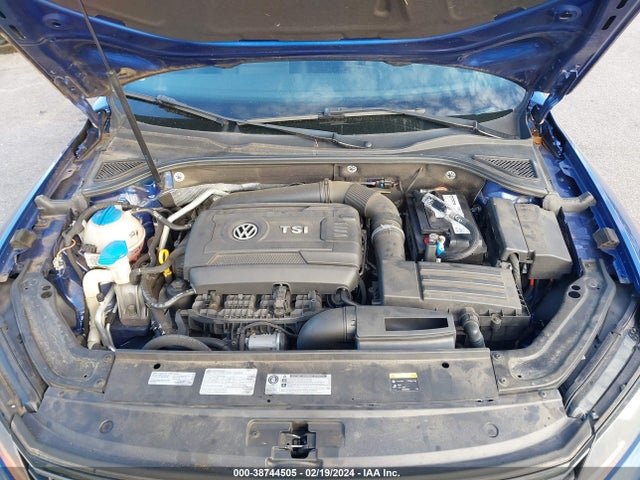 1VWAT7A33GC066271 Volkswagen Passat 1.8t R-line