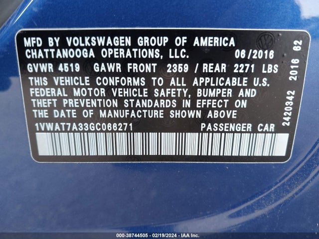 1VWAT7A33GC066271 Volkswagen Passat 1.8t R-line