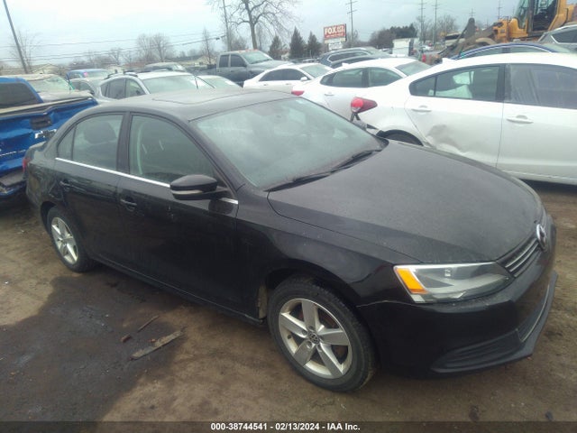 2014 3VWLL7AJ9EM382082 main image