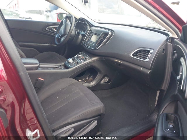 Chrysler 200 Limited 2015 1C3CCCAB8FN652614 Image 5