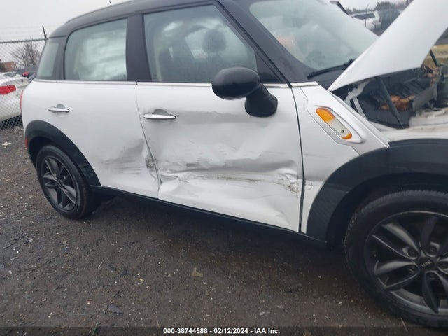 2014 MINI COUNTRYMAN WMWZB3C58EWR40221 Photo 5
