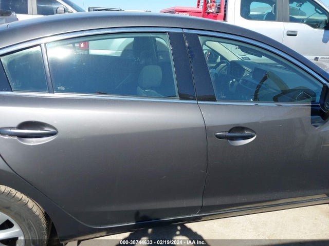 Mazda Mazda6 Sport 2017 JM1GL1U52H1145919 Image 13