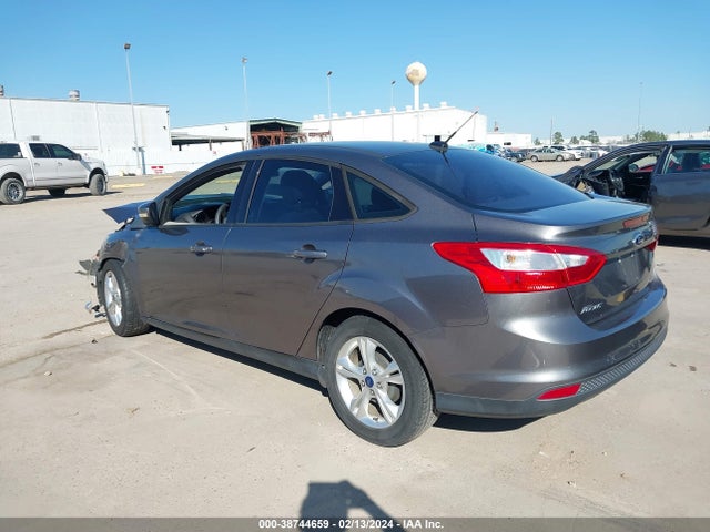 1FADP3F24EL275924 Ford FOCUS SE