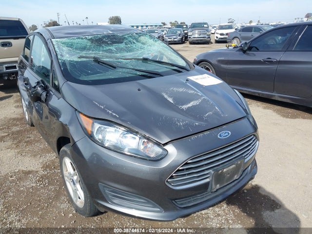 Ford FIESTA SE 2018 3FADP4BJXJM146985 Image 6